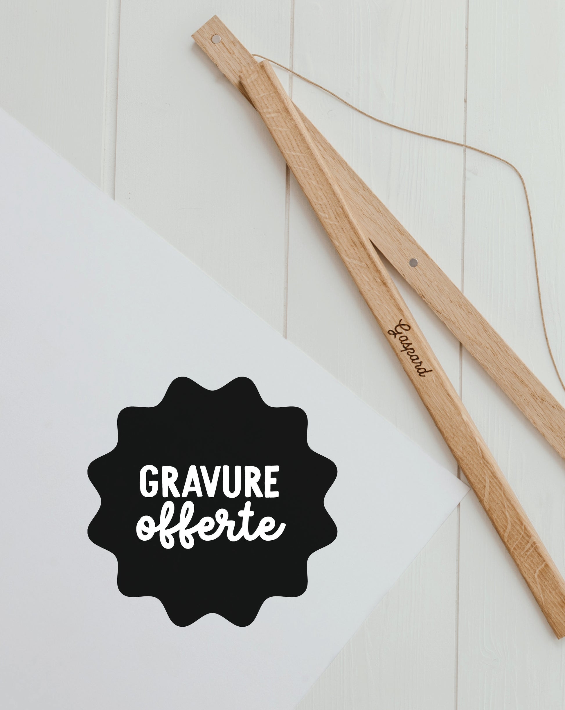 Porte-affiche en chêne personnalisable-1